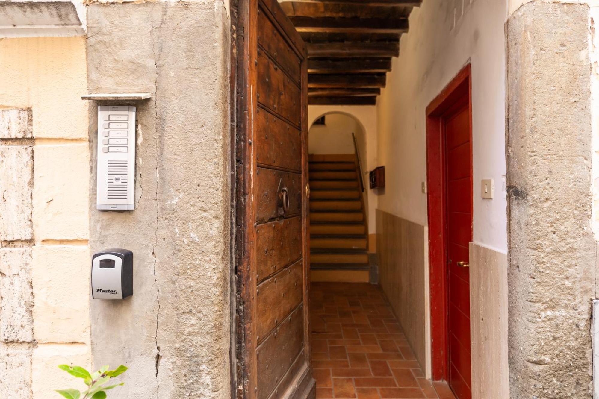 Trastevere Boutique Apartment Рим Экстерьер фото